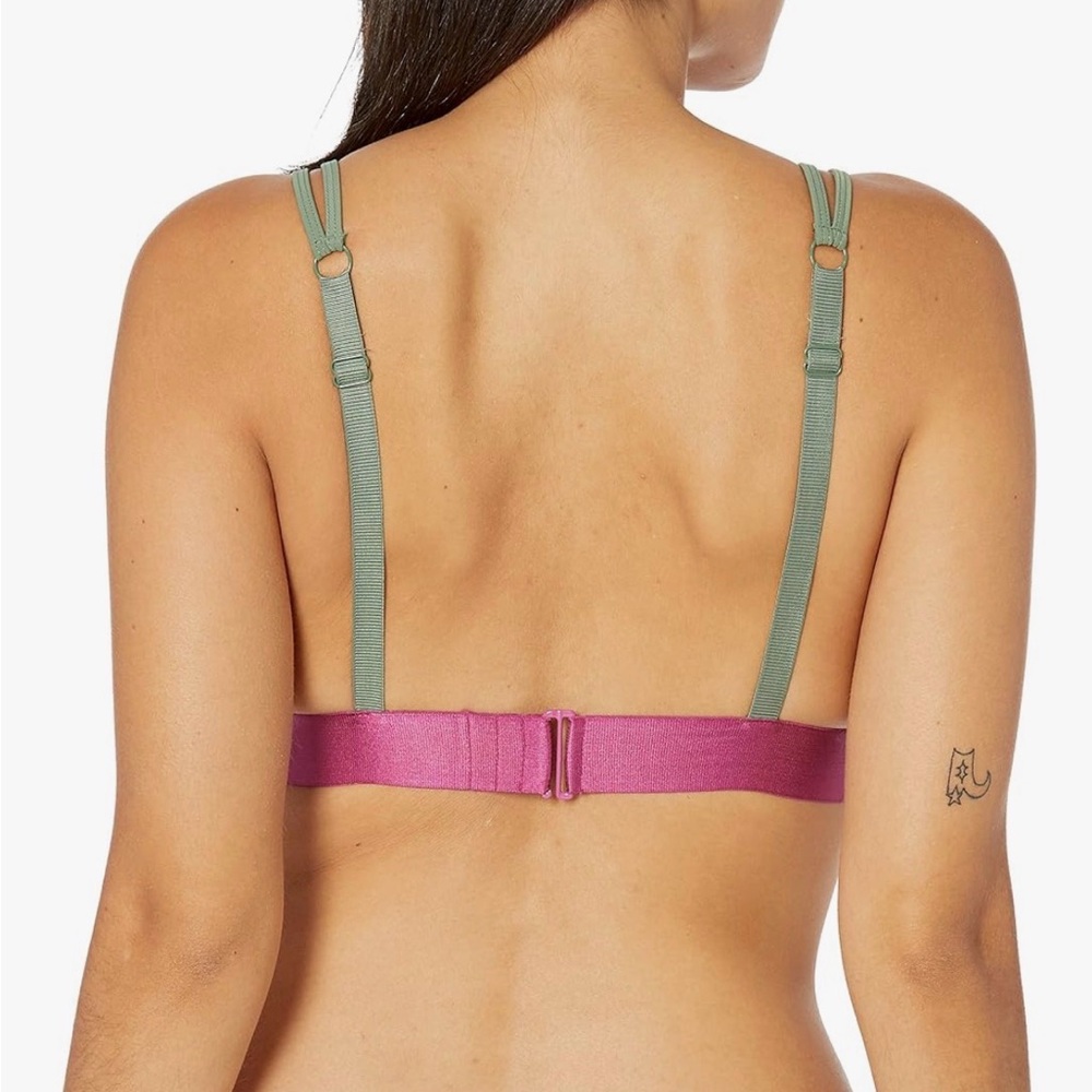 🌴Body Glove Bikini Top 2/$15 or 3/$20 - Picture 2 of 4